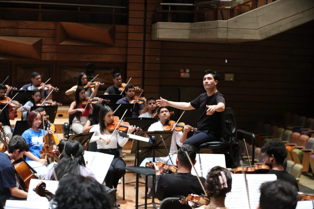 El español Tomàs Grau repite en la Sala Simón Bolívar este fin de semana