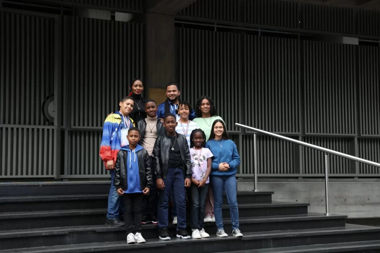 Niños dominicanos se forman en la sede de El Sistema