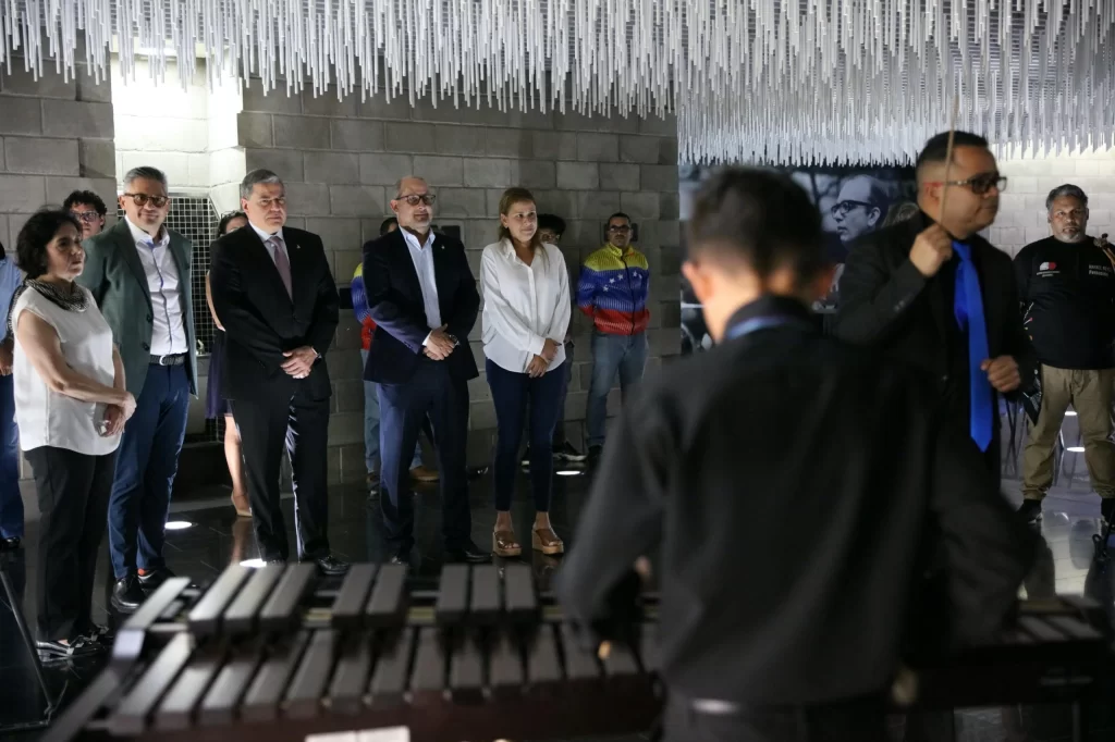 Banesco y El Sistema renuevan su compromiso con la educación musical Banesco y El Sistema renuevan su compromiso con la educación musical