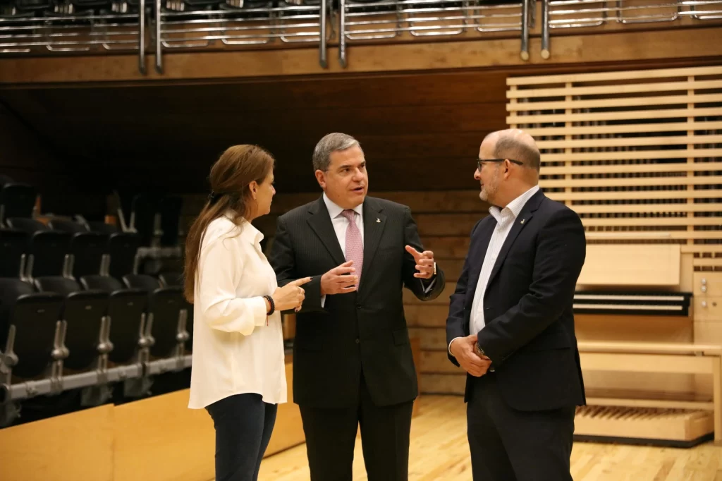 Banesco y El Sistema renuevan su compromiso con la educación musical Banesco y El Sistema renuevan su compromiso con la educación musical