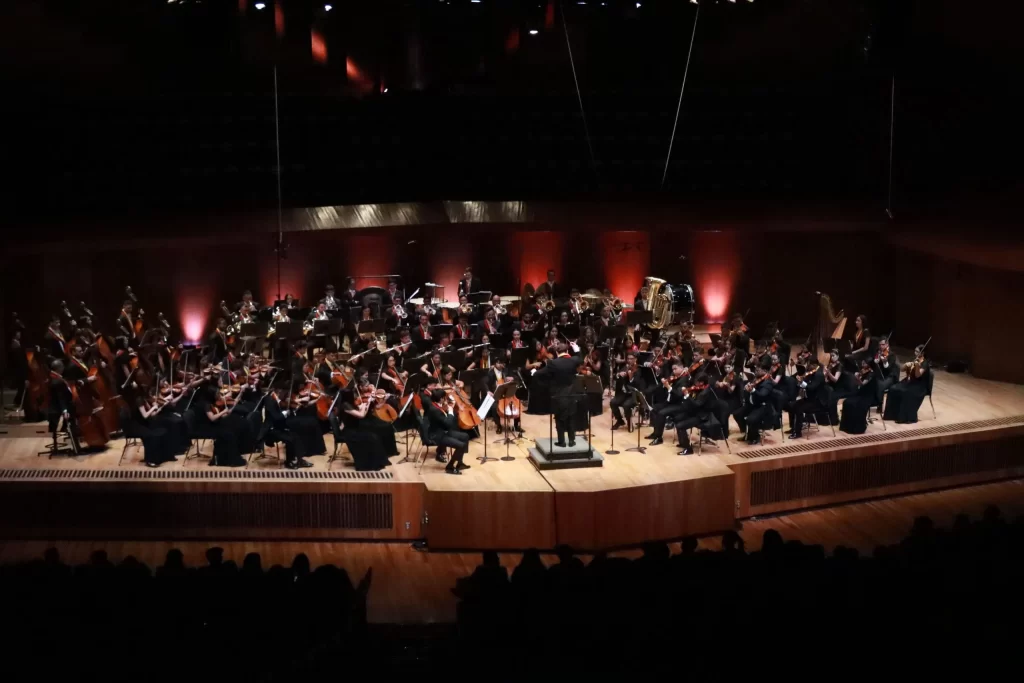 Bajo la dirección de Christian Vásquez culmina exitosa gira de El Sistema en México