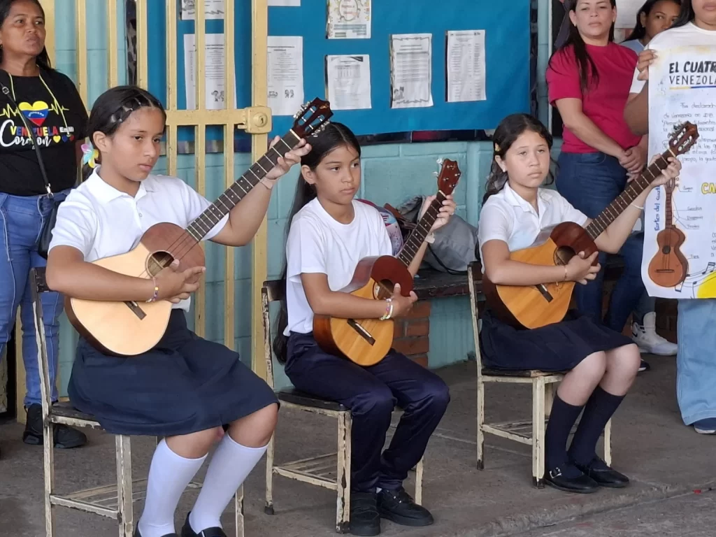 El Sistema celebra el Cuatro Venezolano