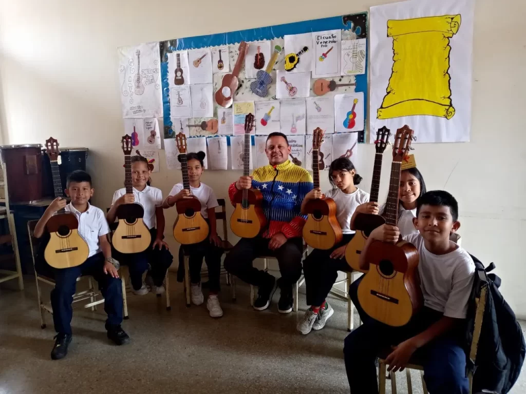 El Sistema celebra el Cuatro Venezolano